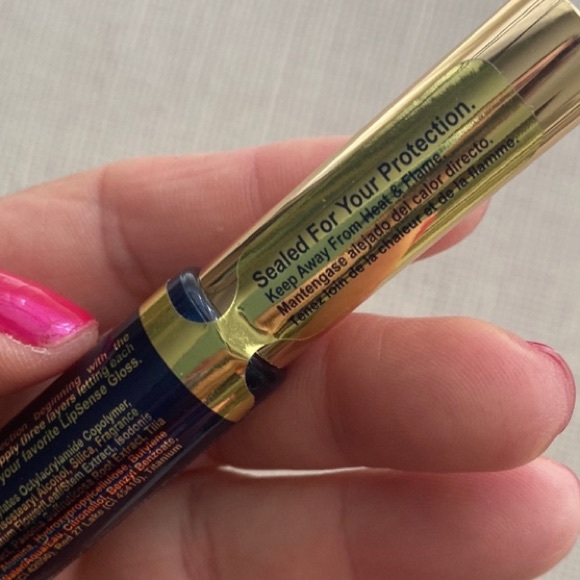 New LipSense Lipstick | Cruelty-Free Makeup | Multiple colors - Picture 14 of 14